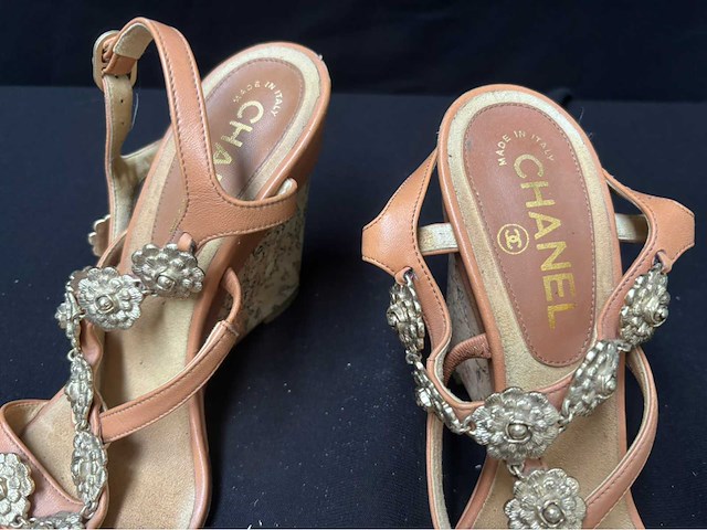 Chanel schoenen maat 38 (gebruikt) - afbeelding 2 van  4