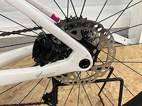 Chapter 2 toa limited edition racefiets - afbeelding 4 van  18