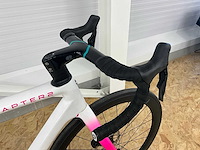 Chapter 2 toa limited edition racefiets - afbeelding 11 van  18