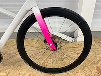 Chapter 2 toa limited edition racefiets - afbeelding 13 van  18