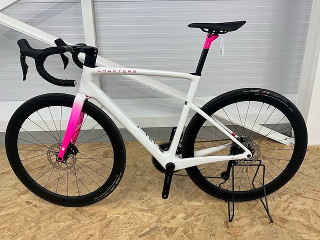 Chapter 2 toa limited edition racefiets - afbeelding 17 van  18