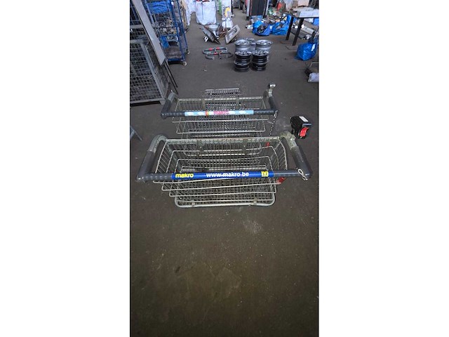 Chariots de magasin (2x) - afbeelding 5 van  7