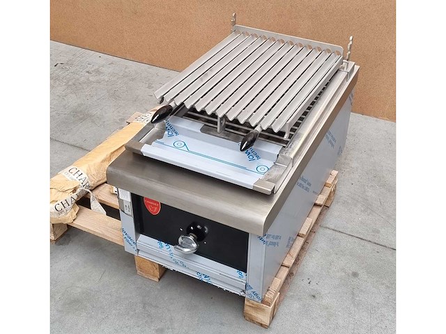 Charvet - gas grill- en bakplaat nieuwstaat - afbeelding 1 van  1