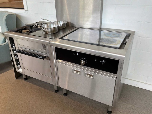 Charvet - gasfornuis nieuwstaat - afbeelding 1 van  6