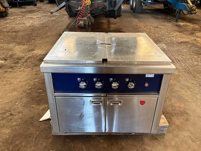 Charvet barbecue - afbeelding 1 van  9