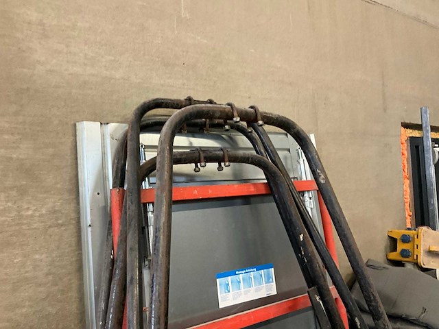 Chassis bouwlift - afbeelding 2 van  6