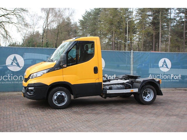 Chassis cabine iveco daily 40c17 diesel 170pk 2016 - afbeelding 1 van  1
