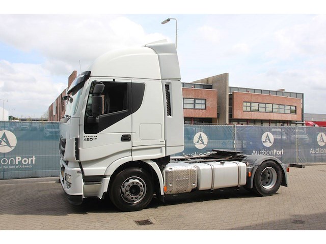 Chassis cabine iveco stralis diesel 421pk 2019 - afbeelding 1 van  1