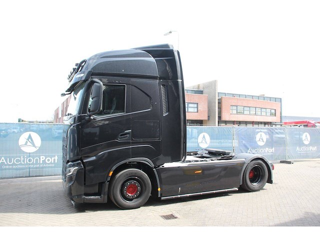 Chassis cabine iveco sway 570 retarder diesel - afbeelding 1 van  1