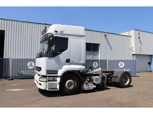 Chassis cabine renault 370 dci diesel 2003 - afbeelding 1 van  1