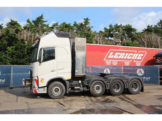 Chassis cabine volvo fh16 diesel 2016 - afbeelding 1 van  1