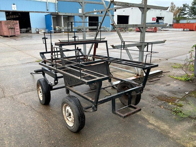 Chassis menwagen - afbeelding 3 van  7