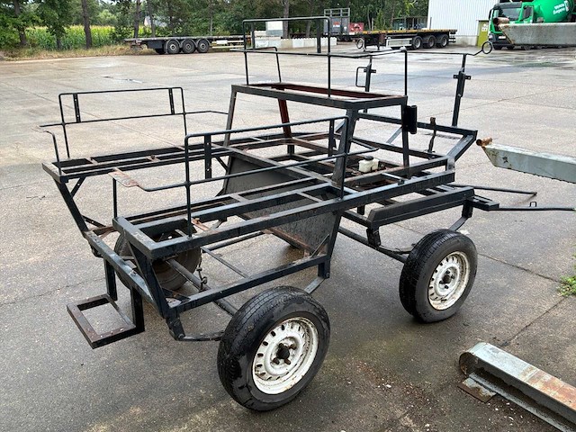 Chassis menwagen - afbeelding 4 van  6