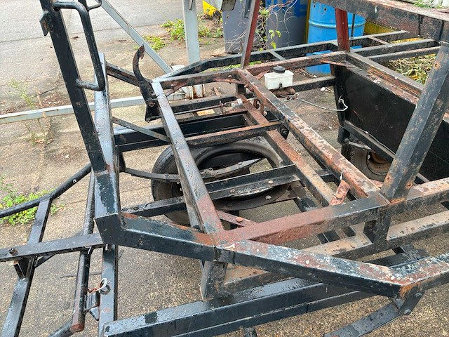 Chassis menwagen - afbeelding 5 van  6