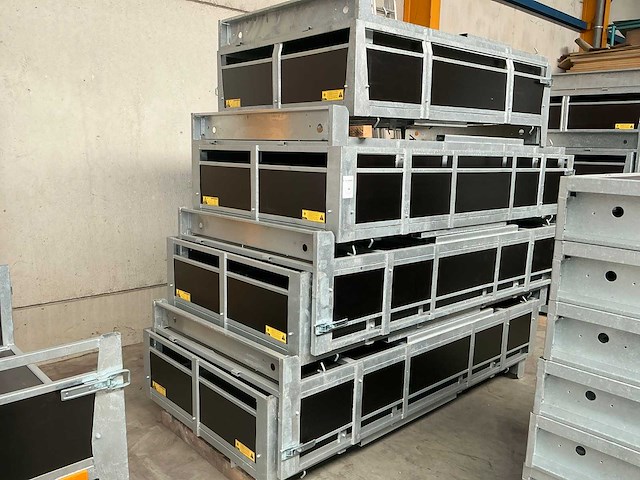 Chassis opbouw voor aanhangwagen (8x) - afbeelding 1 van  7