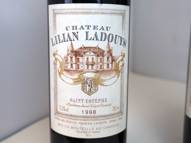 Château lilian ladouys 1998 (3x) - afbeelding 2 van  4