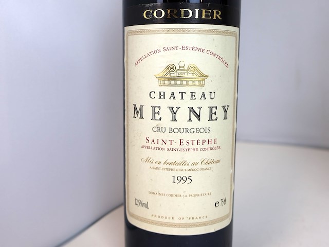 Château meyney 1995 (3x) - afbeelding 2 van  4
