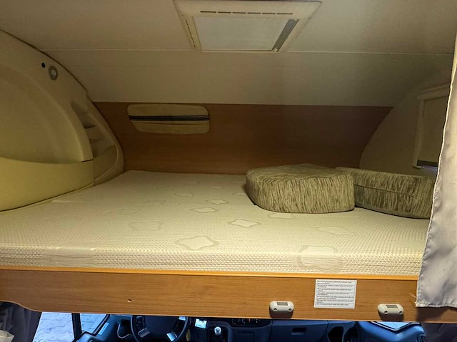 Chausson flash 11m12 - camper - afbeelding 24 van  67