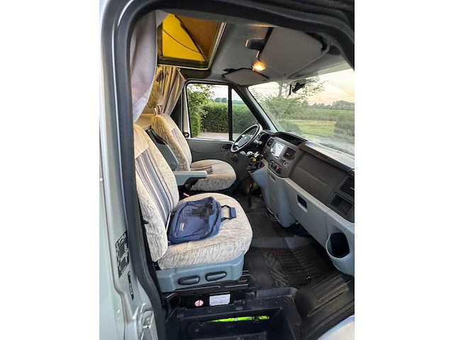 Chausson flash 11m12 - camper - afbeelding 51 van  67