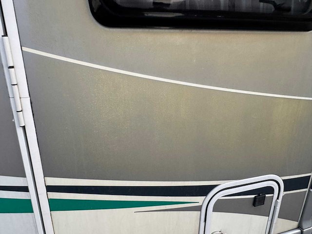 Chausson flash 11m12 - camper - afbeelding 56 van  67