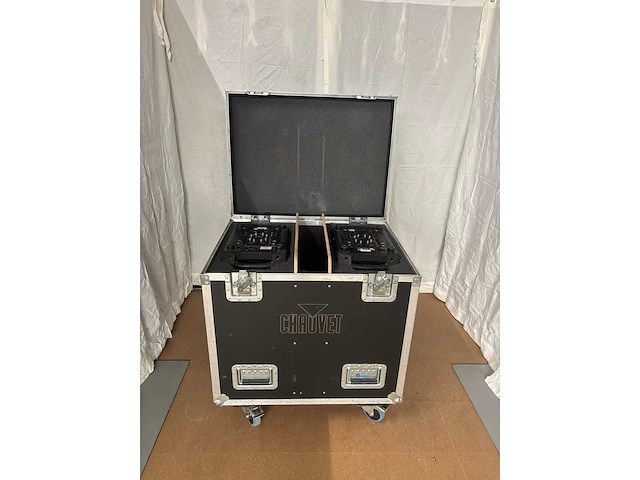 Chauvet - mk1 - case met 2x chauvet mk1 spot (2x) - afbeelding 1 van  2