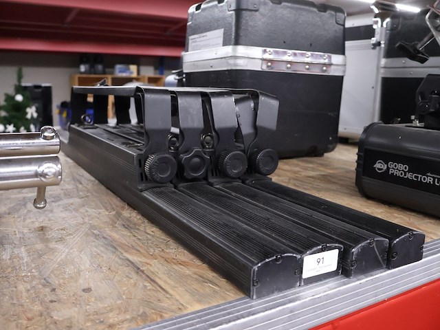 Chauvet collerband lichtstrip (x4) - afbeelding 1 van  5