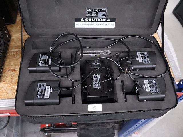 Chauvet dj draadloze batterijspots (x2) - afbeelding 2 van  6