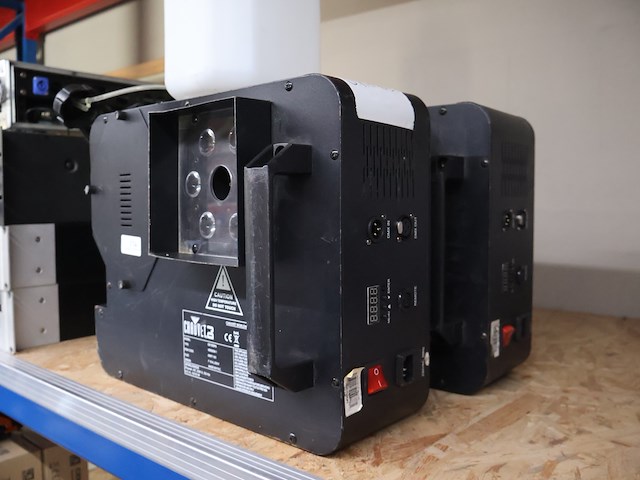 Chauvet dj rookmachine (x2) - afbeelding 4 van  6