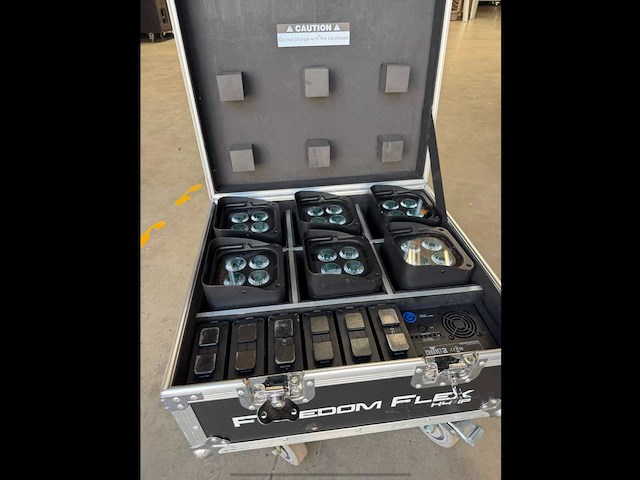 Chauvet flex h4 ip-projector - afbeelding 1 van  2