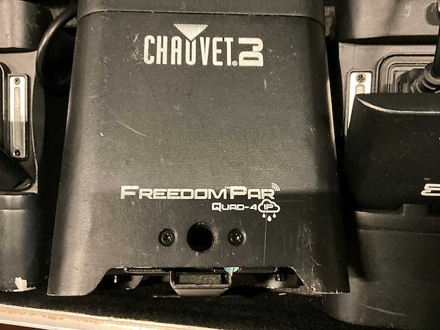 Chauvet freedompar quad-4 ip batterij-led (10x) - afbeelding 4 van  6