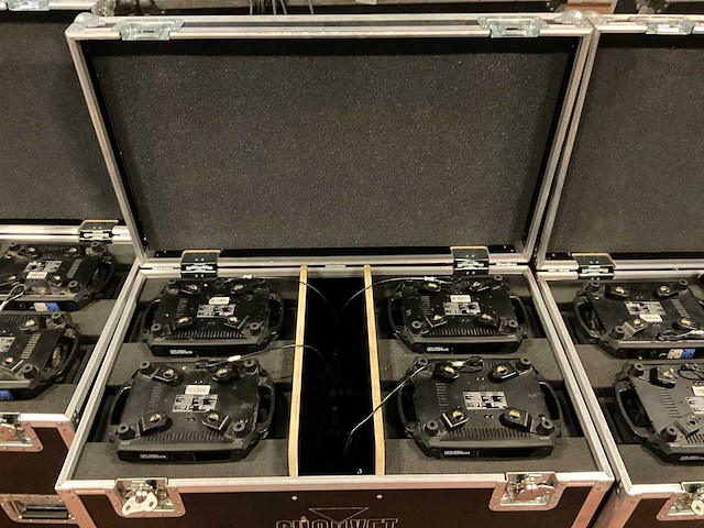 Chauvet intimidator sr140 hybride movinghead (4x) - afbeelding 1 van  3