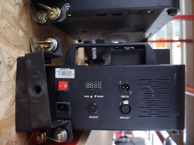 Chauvet licht & rookmachine (x2) - afbeelding 5 van  5