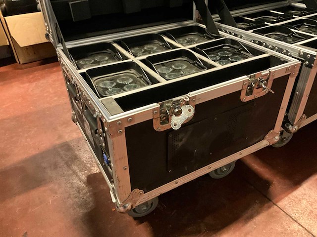 Chauvet wellfit batterij-uplighter (6x) - afbeelding 4 van  5