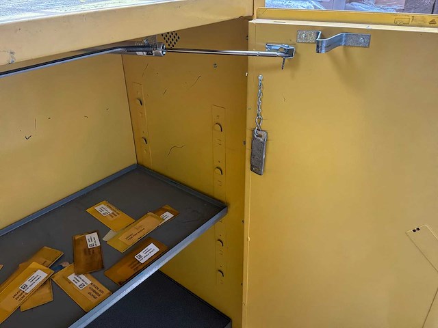 Chemicaliën kast - afbeelding 4 van  6