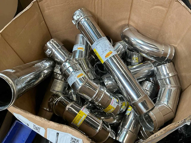 Cheminées poujoulat partij inox rookgasafvoerbuizen - afbeelding 1 van  12