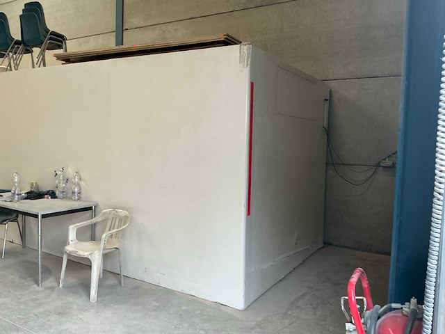 Chemische container - afbeelding 2 van  6