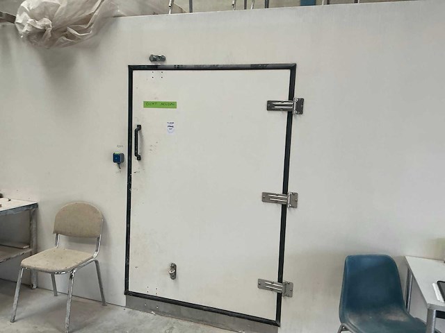 Chemische container - afbeelding 3 van  6