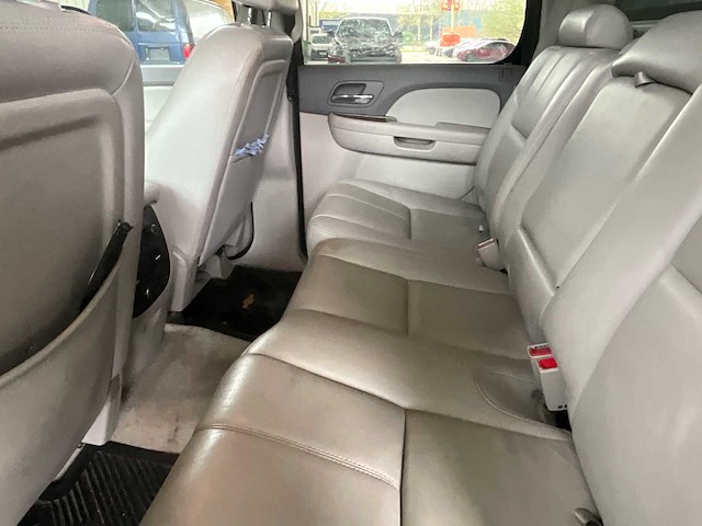 Chervrolet avalance oldtimer - afbeelding 3 van  13