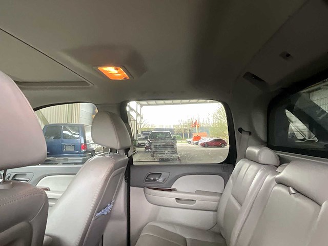 Chervrolet avalance oldtimer - afbeelding 6 van  27