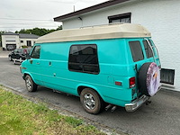 Cheverolet chevy van camper oldtimer - afbeelding 18 van  24