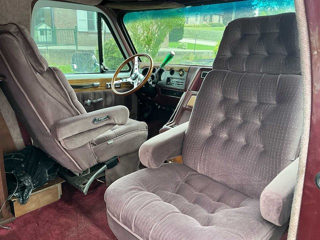Cheverolet chevy van camper oldtimer - afbeelding 4 van  26