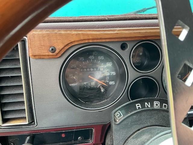Cheverolet chevy van camper oldtimer - afbeelding 16 van  26