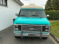 Cheverolet chevy van camper oldtimer - afbeelding 24 van  26