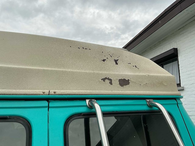 Cheverolet chevy van camper oldtimer - afbeelding 26 van  26