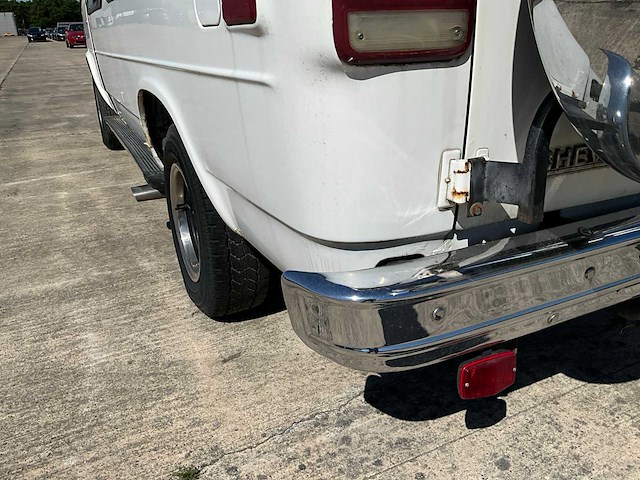 Chevrolet - chevy van v8 - g20 - campervan - afbeelding 10 van  50