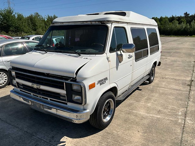 Chevrolet - chevy van v8 - g20 - campervan - afbeelding 1 van  50