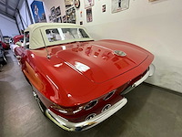 Chevrolet - corvette c2 - cabriolet - vintage auto's > 15 - afbeelding 24 van  29