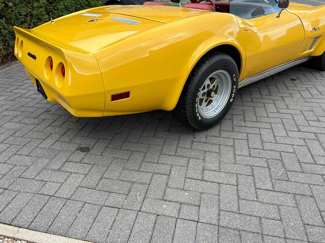Chevrolet - corvette c3 stingray cabrio - oldtimer - afbeelding 3 van  13