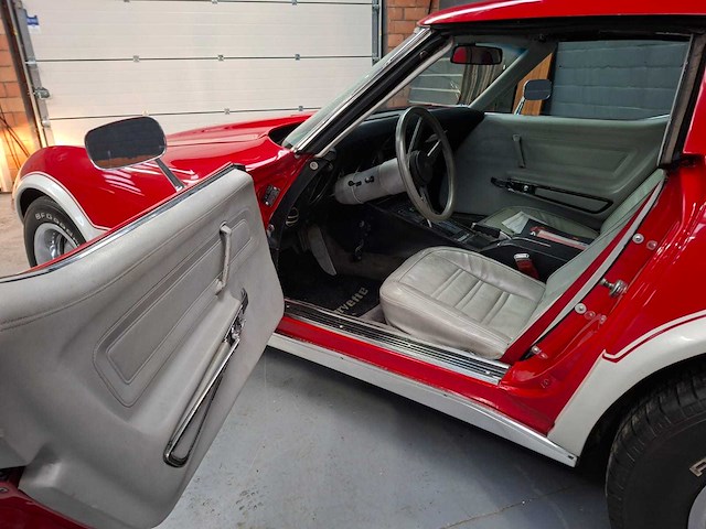 Chevrolet - corvette stingray c3 - oldtimer - afbeelding 9 van  11