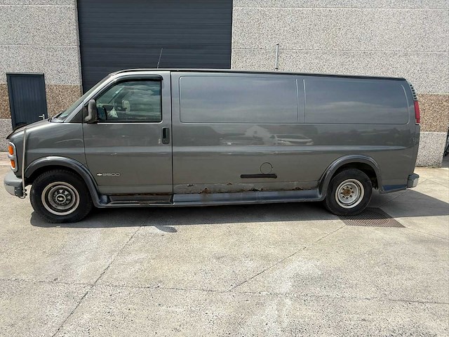 Chevrolet - express v8 - van - afbeelding 10 van  13